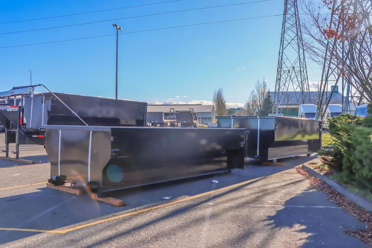 Roll-off dumpster ready for waste disposal at job site for Estate Cleanout Dumpster Rental in Mexico